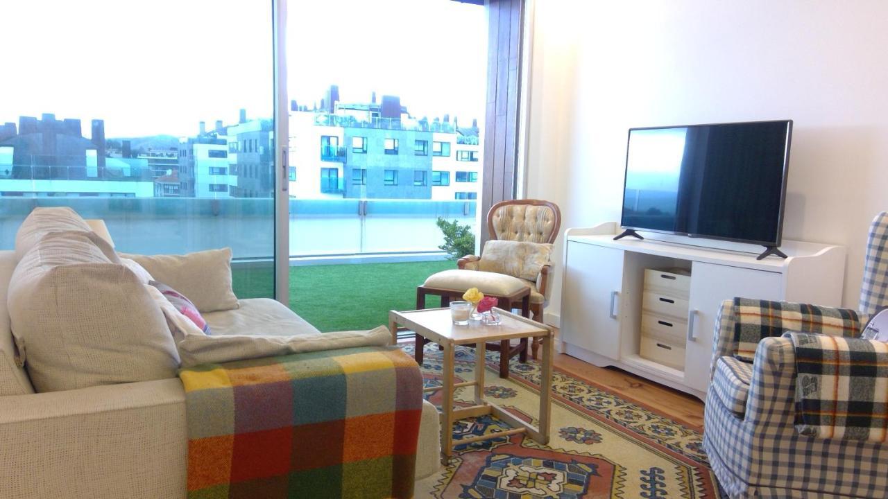 Preciosa Habitacionsuite En Atico Con Terraza II 圣地亚哥－德孔波斯特拉 外观 照片